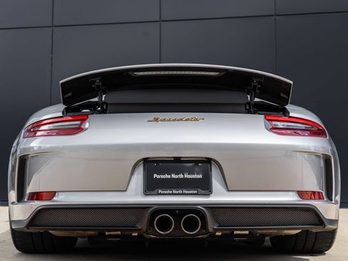 Used 2019 Porsche 911 Speedster RWD image 12