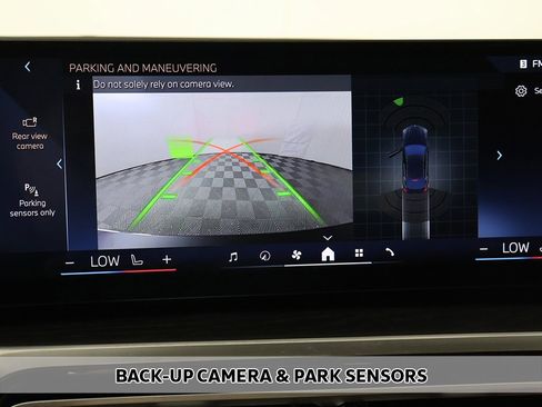 Used 2024 BMW i4 eDrive35 w/ Premium Package image 6