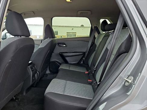 Used 2023 Nissan Rogue SV image 20