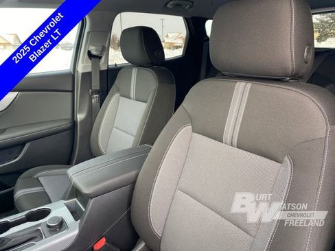 New 2025 Chevrolet Blazer LT w/ Convenience Package image 10