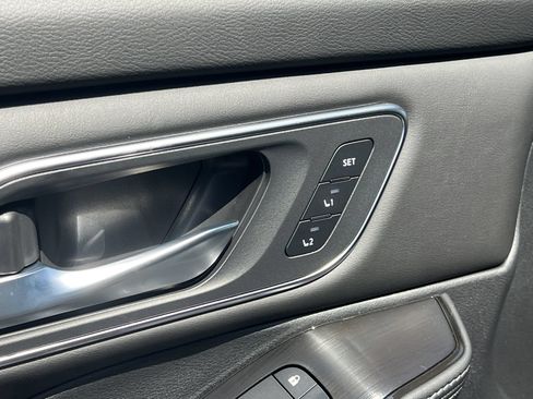 New 2026 Nissan Rogue Platinum AWD/4WD image 13