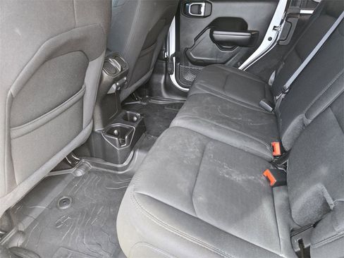 Used 2021 Jeep Wrangler Unlimited Sport image 30