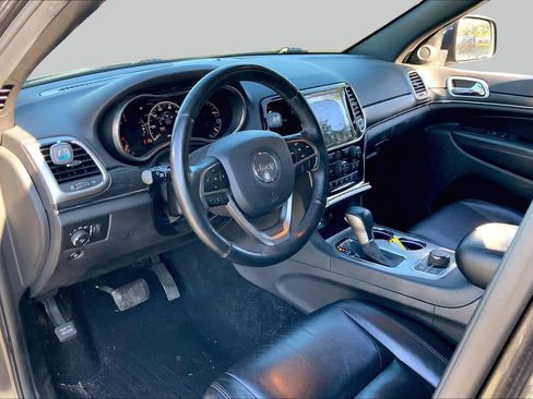 Used 2019 Jeep Grand Cherokee Limited AWD/4WD image 18