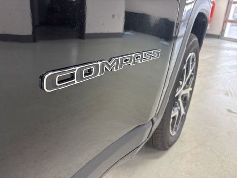 New 2026 Jeep Compass Limited image 11