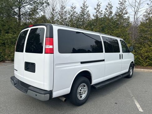 Certified 2023 Chevrolet Express 3500 LT w/ LT Preferred Equipment Group image 28