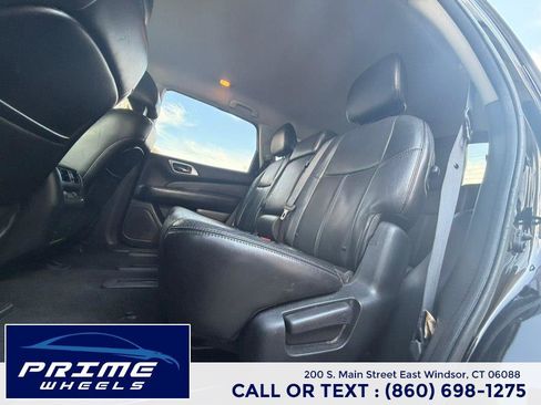 Used 2014 Nissan Pathfinder SL w/ SL Tech Package image 12