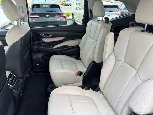 Used 2025 Subaru Ascent Limited AWD/4WD image 21