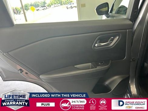 Used 2024 Nissan Rogue SV AWD/4WD image 19