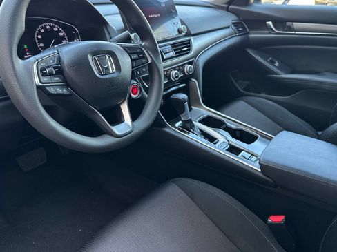 Certified 2020 Honda Accord LX image 10
