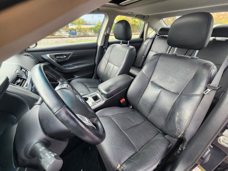 Used 2013 Nissan Altima 2.5 SL FWD image 16