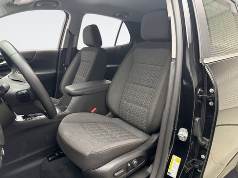 Used 2023 Chevrolet Equinox LT AWD/4WD image 11