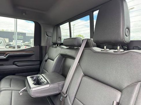 Certified 2024 Chevrolet Silverado 1500 LT Trail Boss w/ Convenience Package II AWD/4WD image 35