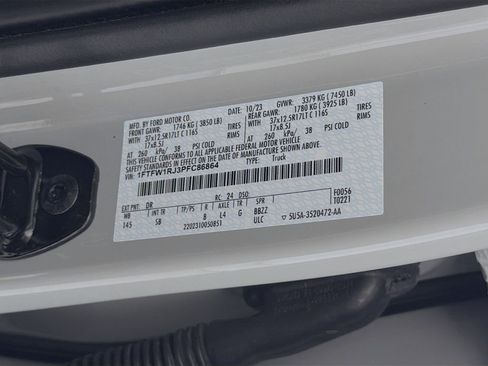 Used 2023 Ford F150 Raptor w/ Equipment Group 802A Raptor R AWD/4WD image 34