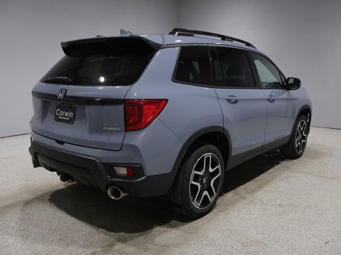 Used 2023 Honda Passport Elite image 2