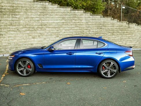 Used 2024 Genesis G70 2.5T w/ Sport Prestige Package image 9