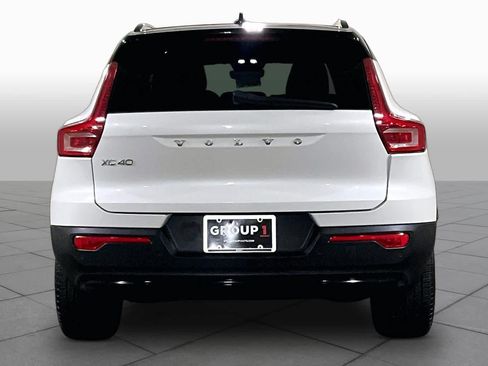 Used 2023 Volvo XC40 Recharge Ultimate w/ Protection Package Premier AWD/4WD image 4