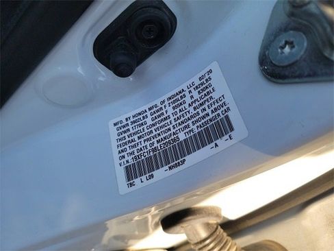 Used 2020 Honda Civic Touring image 11