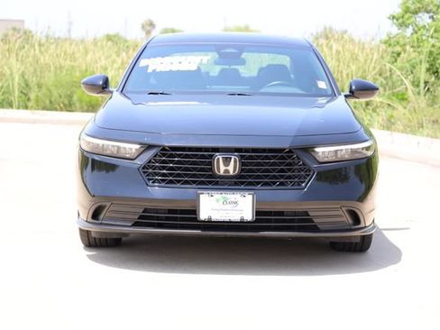 Used 2024 Honda Accord Sport image 2