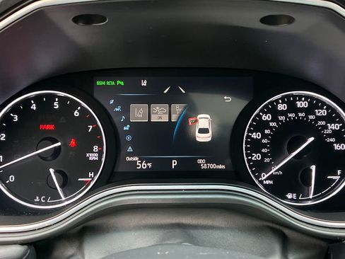 Used 2019 Toyota Avalon Touring w/ Advanced Safety Package FWD image 15