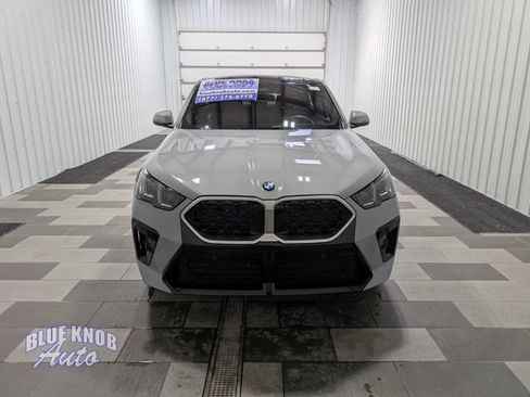 Used 2025 BMW X2 xDrive28i w/ M Sport Package AWD/4WD image 6