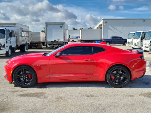 Used 2023 Chevrolet Camaro SS RWD image 6