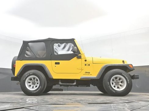 Used 2006 Jeep Wrangler X AWD/4WD image 42