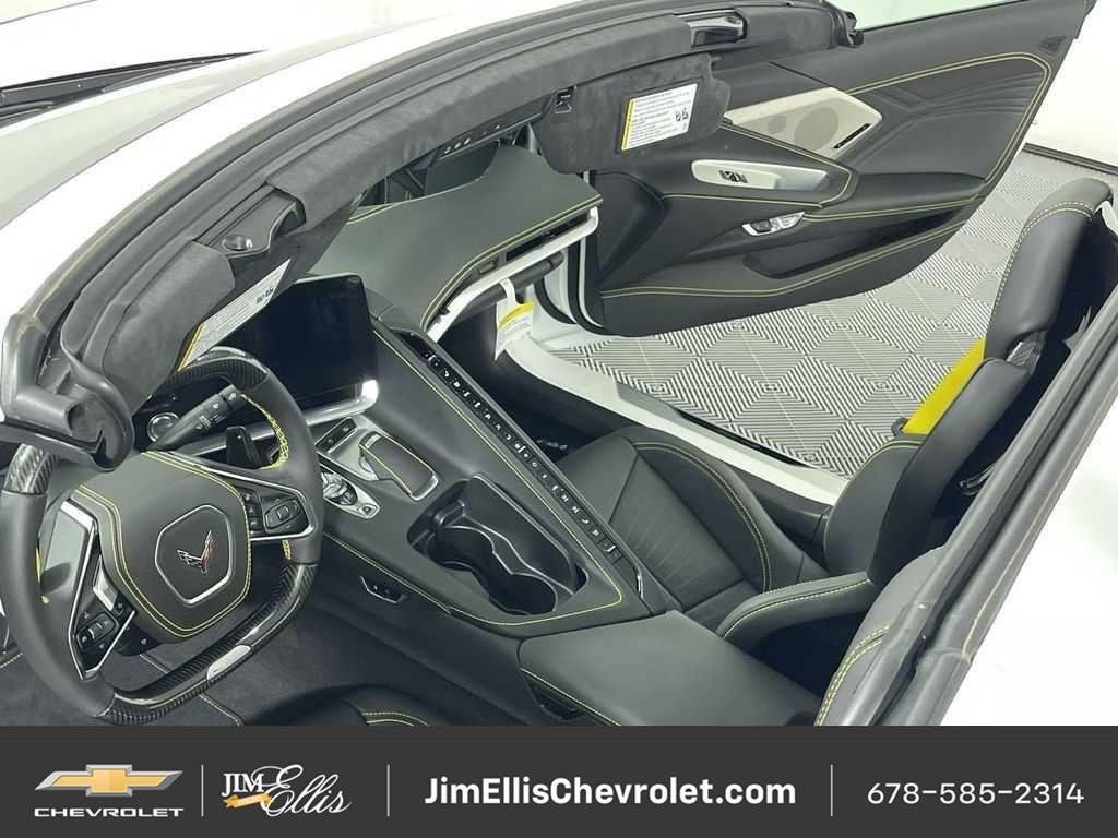 New 2025 Chevrolet Corvette E-Ray w/ ZER Performance Package AWD/4WD image 37