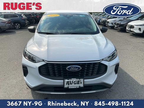 Used 2025 Ford Escape Active AWD/4WD image 9