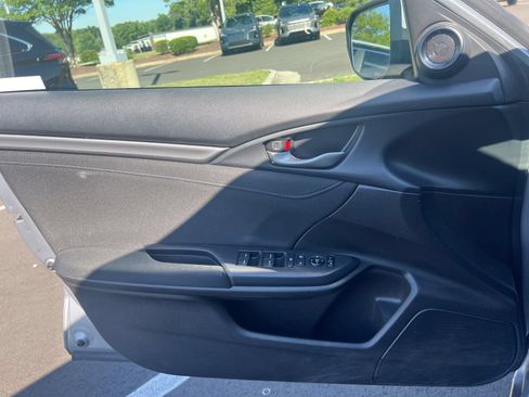 Used 2019 Honda Civic EX image 14