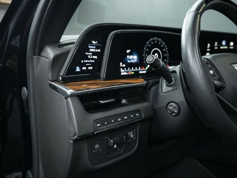 Used 2023 Cadillac Escalade Premium Luxury w/ Performance Package AWD/4WD image 29