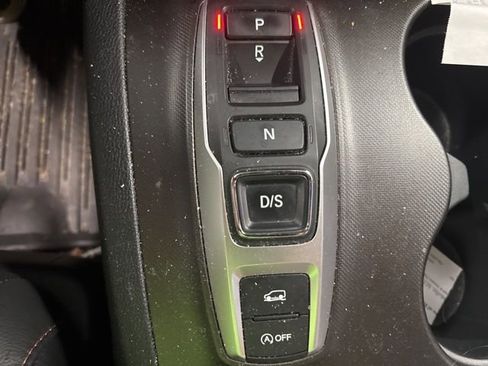 Used 2022 Honda Pilot TrailSport image 11