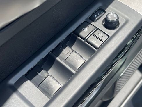 Used 2024 Toyota Tundra Limited image 16