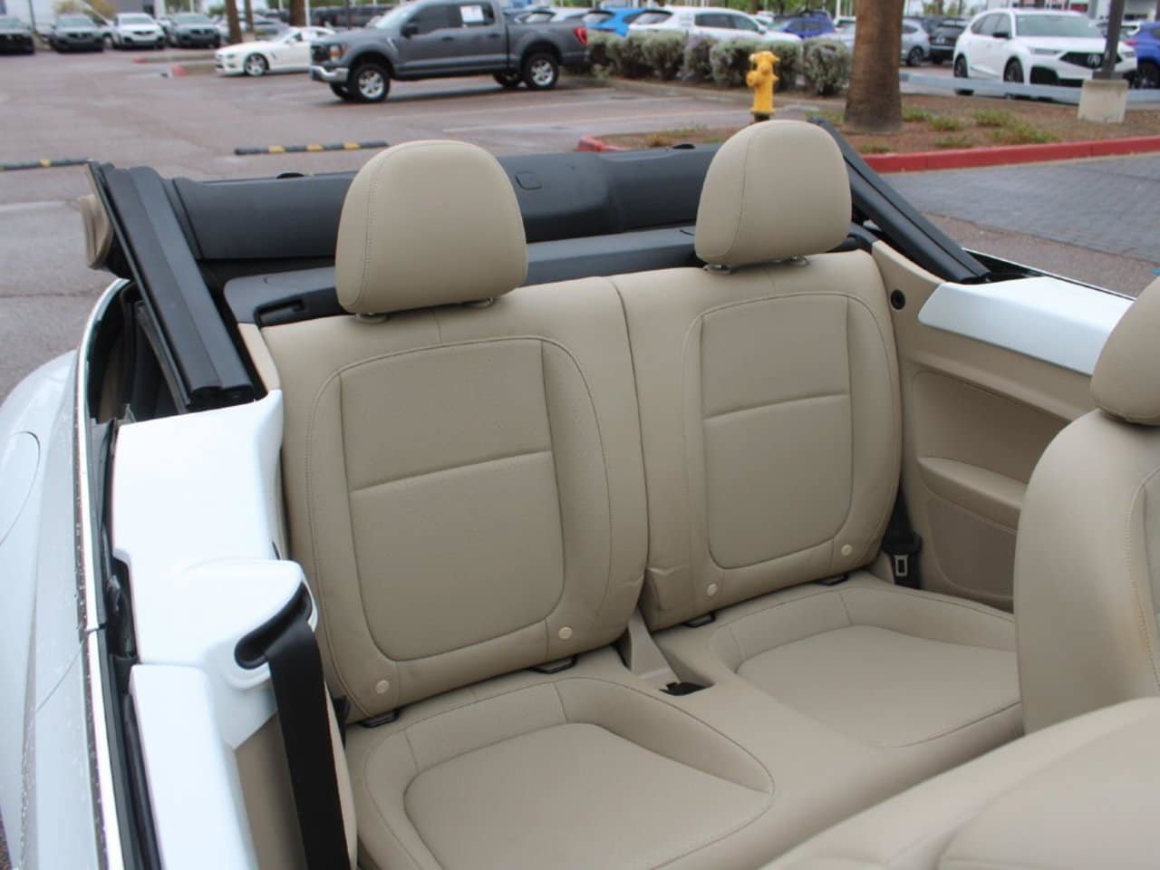 Used 2019 Volkswagen Beetle 2.0T S FWD image 23