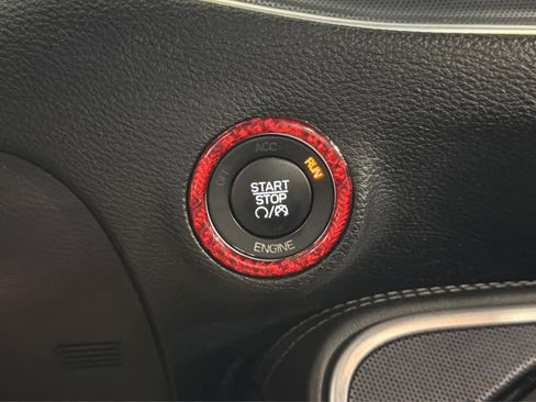 Used 2015 Dodge Challenger R/T w/ Quick Order Package 22D R/T RWD image 33