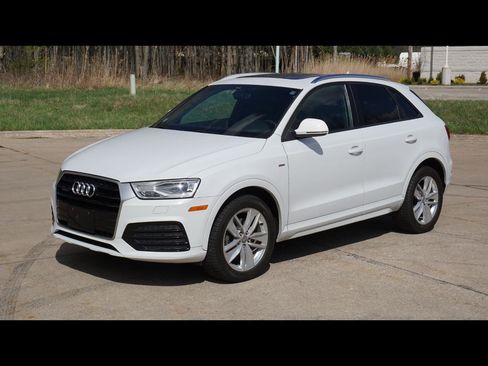 Used 2018 Audi Q3 2.0T Premium w/ Convenience Package image 1