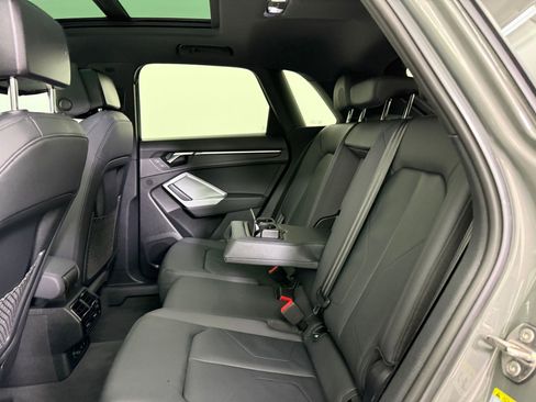 Used 2022 Audi Q3 2.0T Premium w/ Convenience Package image 15