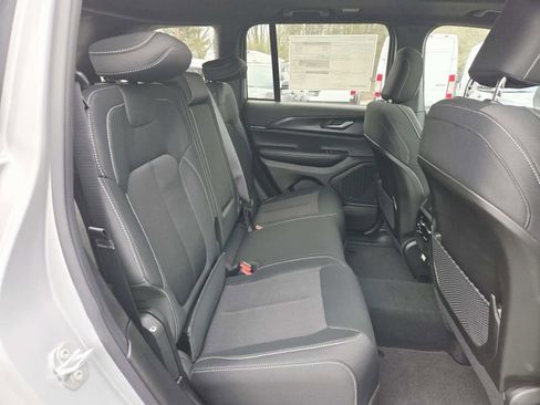 New 2026 Jeep Grand Cherokee Laredo X image 15