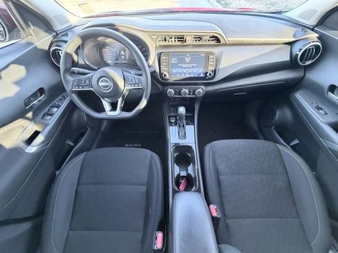 Certified 2024 Nissan Kicks SV image 25