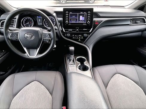 Used 2022 Toyota Camry LE FWD image 15