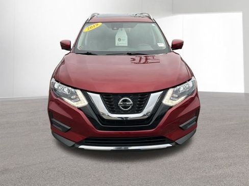 Used 2019 Nissan Rogue SV w/ Sun & Sound Touring Package image 7