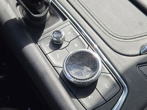 Used 2021 Cadillac XT5 Premium Luxury image 34