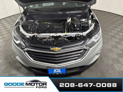 Used 2020 Chevrolet Equinox LS w/ LS Convenience Package FWD image 25