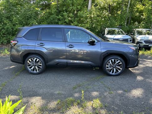 New 2026 Subaru Forester Touring AWD/4WD image 9