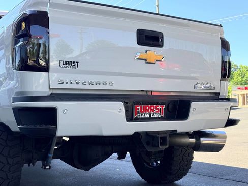 Used 2016 Chevrolet Silverado 2500 High Country w/ Duramax Plus Package AWD/4WD image 7