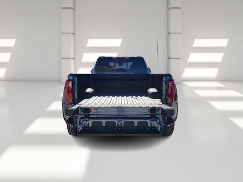 New 2026 GMC Sierra 3500 Denali w/ Denali Reserve Package image 6