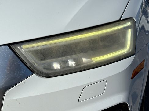 Used 2016 Audi Q3 2.0T Prestige w/ Prestige Package image 9