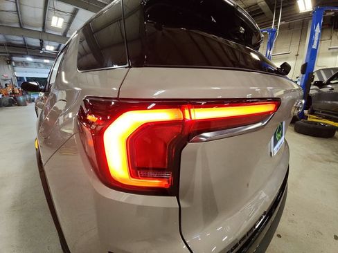 Certified 2026 GMC Terrain AT4 w/ Convenience Package III AWD/4WD image 31