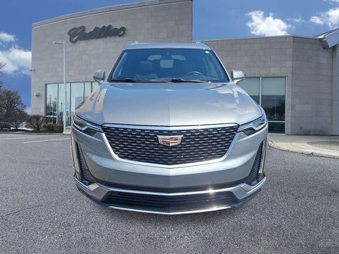 Certified 2024 Cadillac XT6 Luxury w/ LPO, Floor Liner Package AWD/4WD image 2