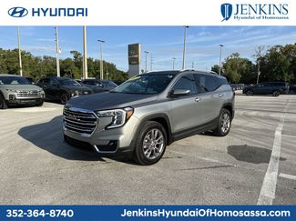 Used 2023 GMC Terrain SLT w/ Infotainment Package II image 1