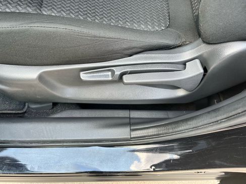 Used 2023 Mitsubishi Eclipse Cross LE image 13